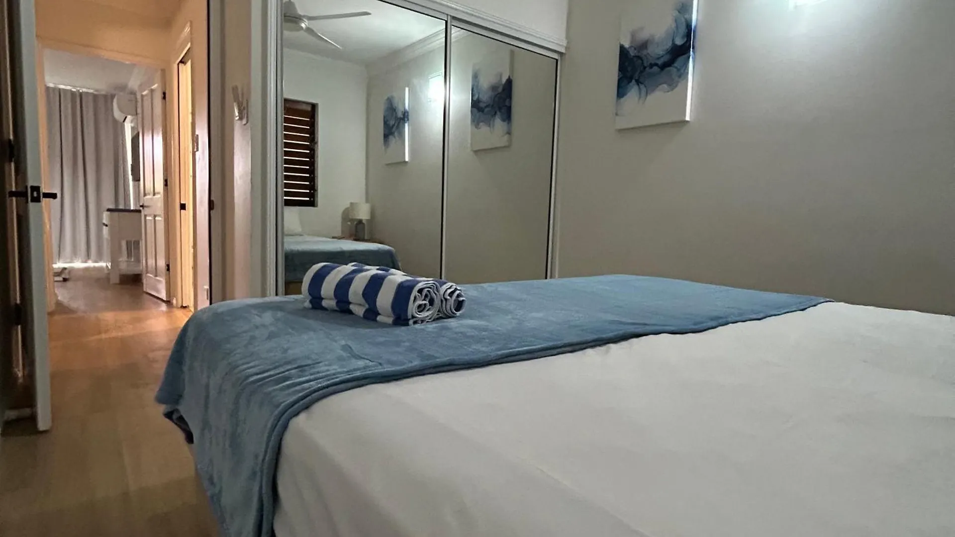 Family Island Dream Escape At Compass Point 10 Hamilton Island, 3Br Villa With Buggy Australia